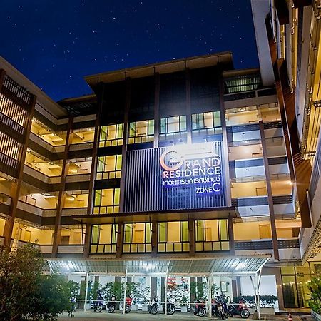 The Grand Residence Nakhonratchasima Exteriör bild