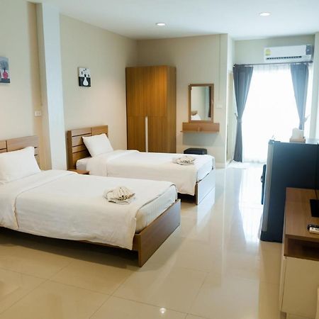 The Grand Residence Nakhonratchasima Exteriör bild