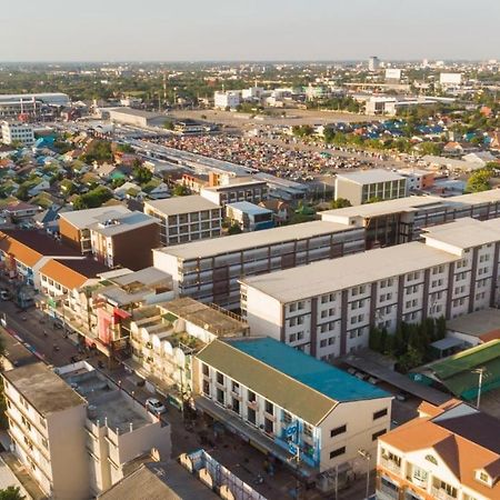 The Grand Residence Nakhonratchasima Exteriör bild