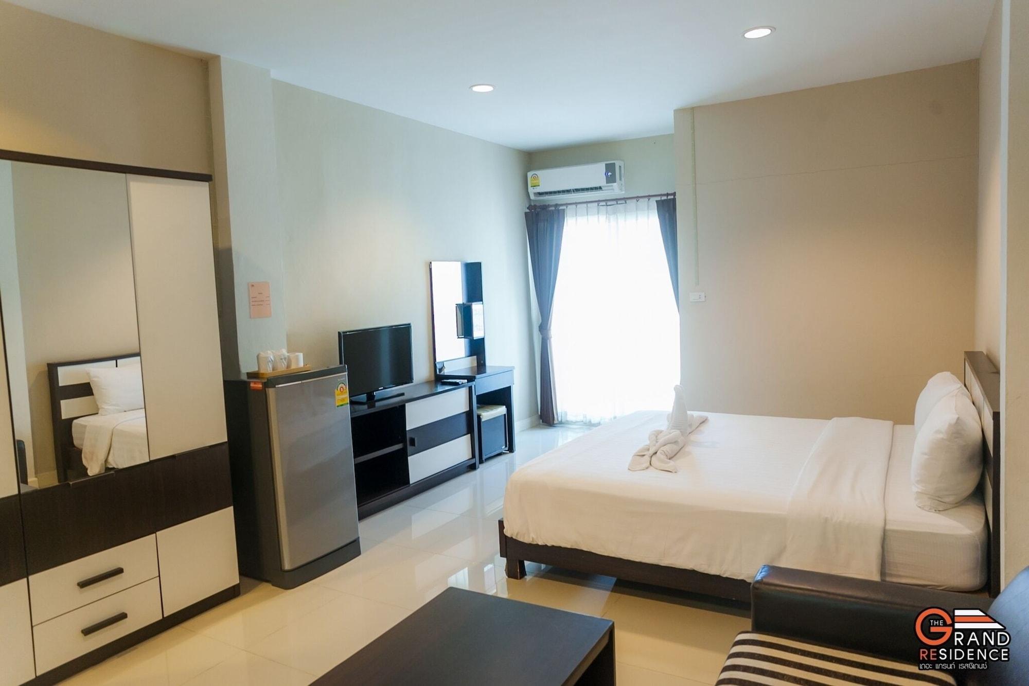 The Grand Residence Nakhonratchasima Exteriör bild
